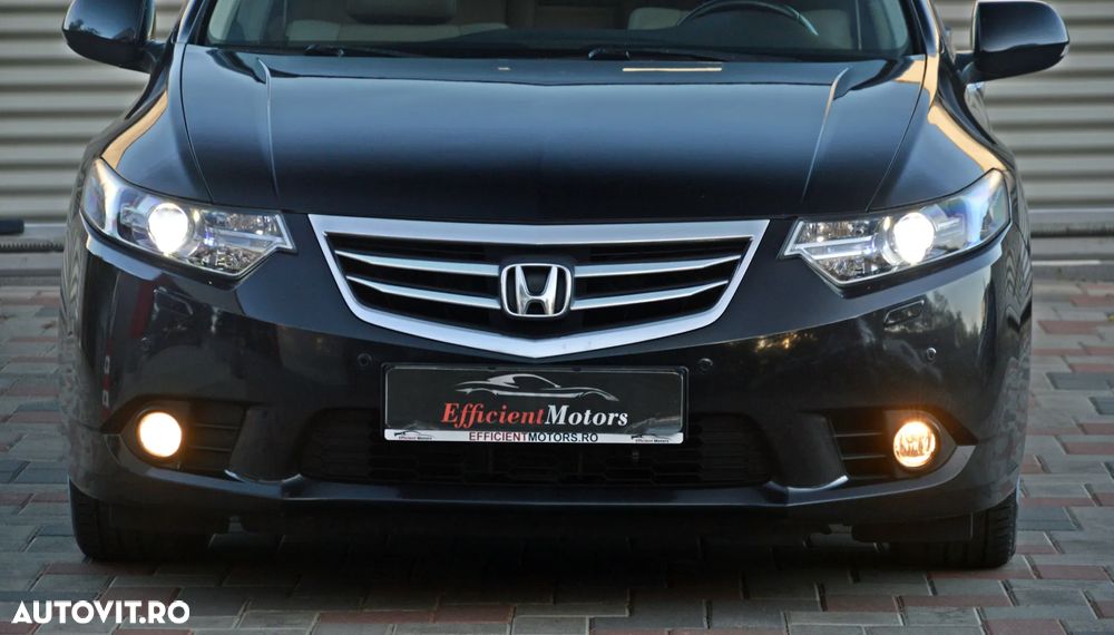 Honda Accord 2.2 i-DTEC AT Executive Navi - 19