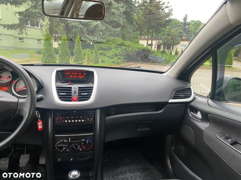 Peugeot 207 95 VTi Urban Move - 17
