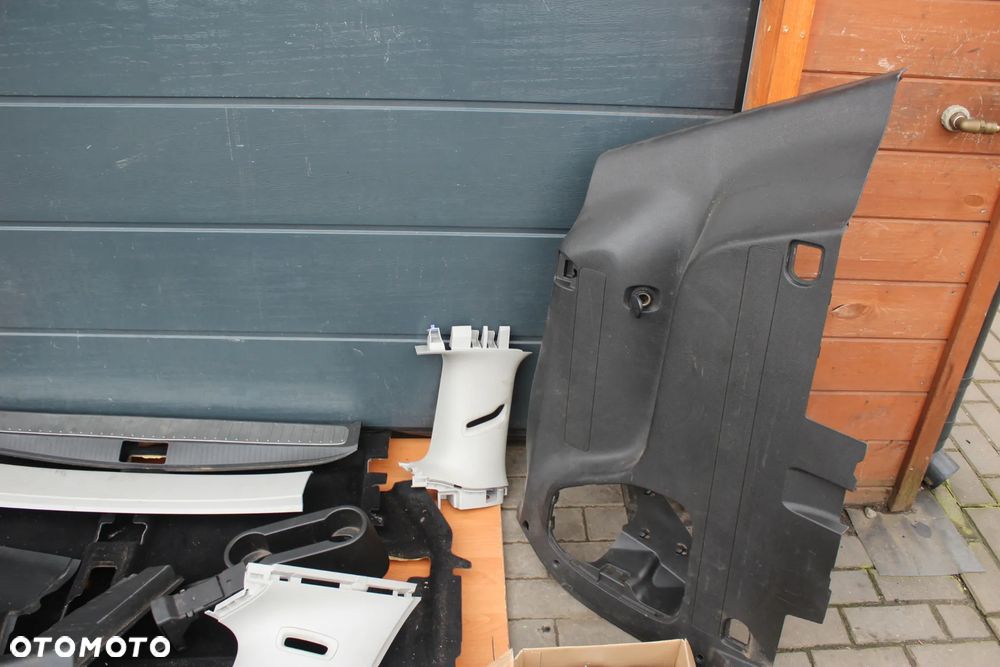 KOMPLET PRZEKŁADKA FOTELE BOCZKI PLASTIKI WYKŁADZINA PASY OPEL ZAFIRA C 7 OSÓB PÓŁSKÓRA - 26