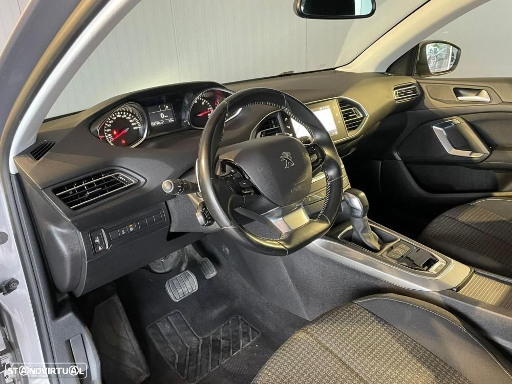 Peugeot 308 SW 1.5 BlueHDi Allure EAT6 - 15