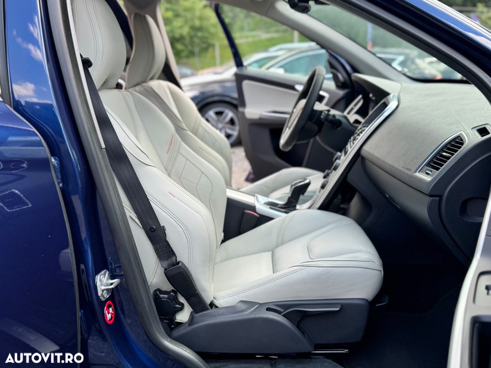 Volvo XC 60 D4 Geartronic Ocean Race - 25