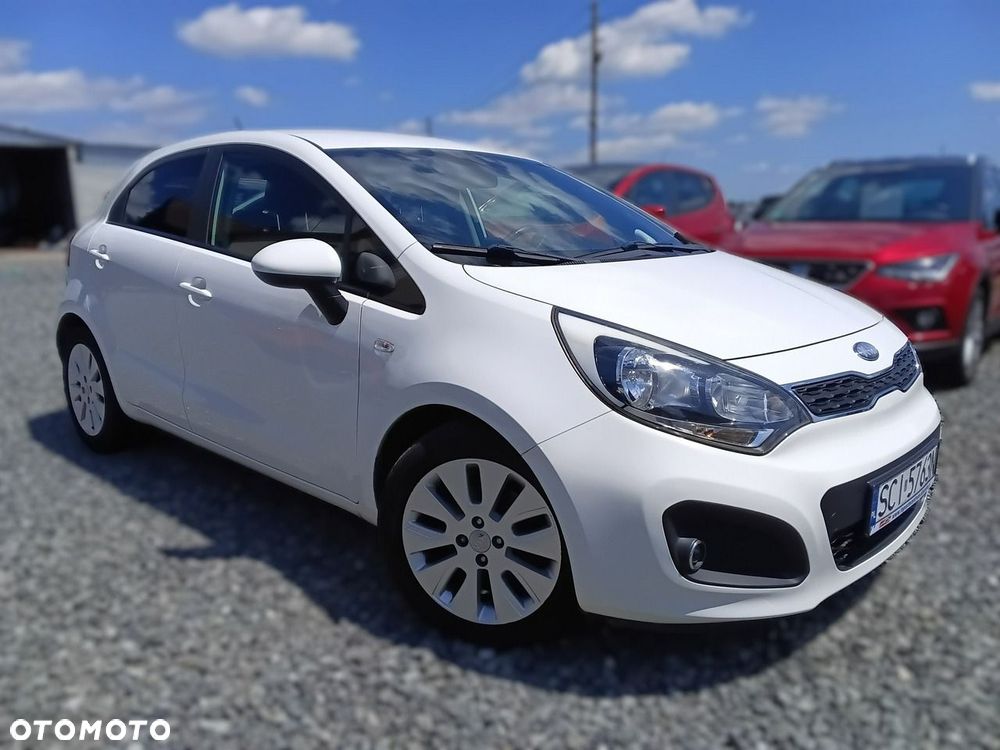 Kia Rio 1.2 Dream Team Edition - 3