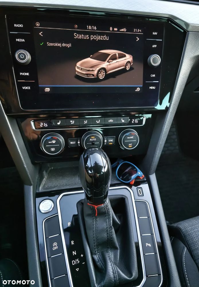 Volkswagen Passat 2.0 TSI Business DSG - 11