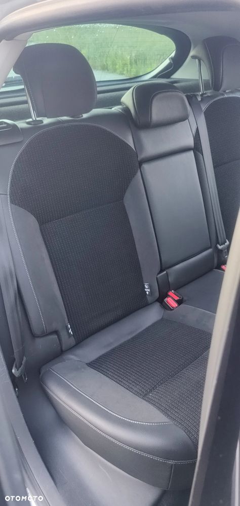 Citroën C4 HDi 150 Exclusive - 17