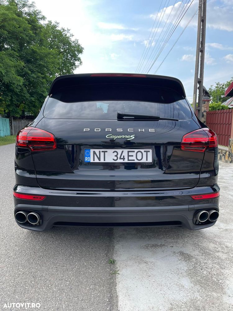 Porsche Cayenne Tiptronic S - 29
