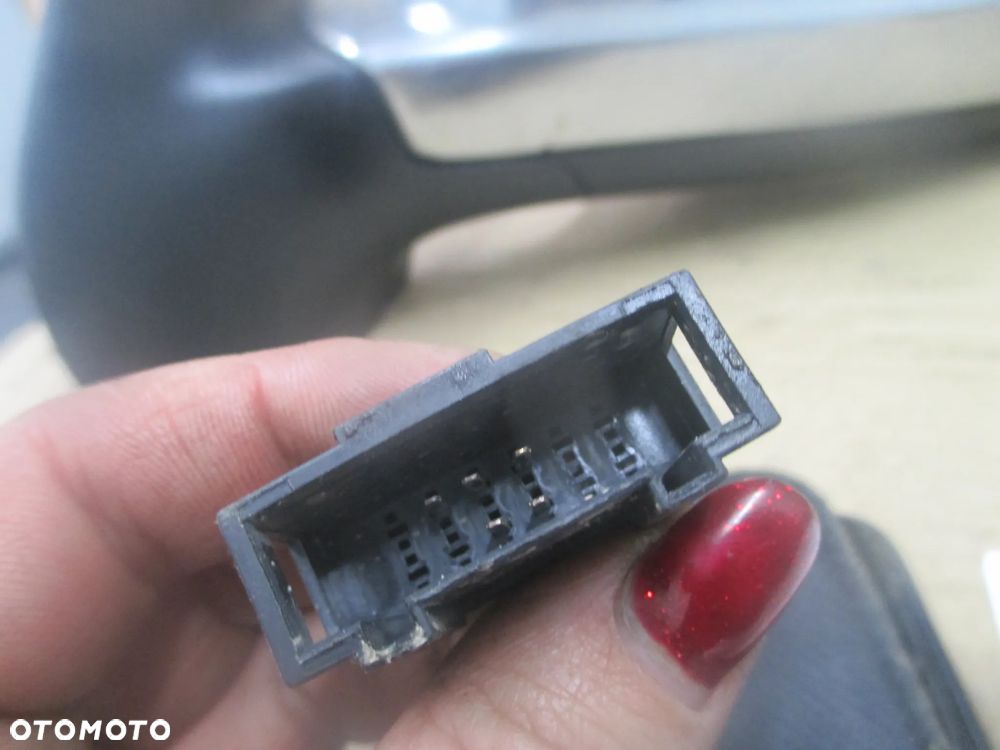 lusterko VW Golf IV 5pin Europa - 9