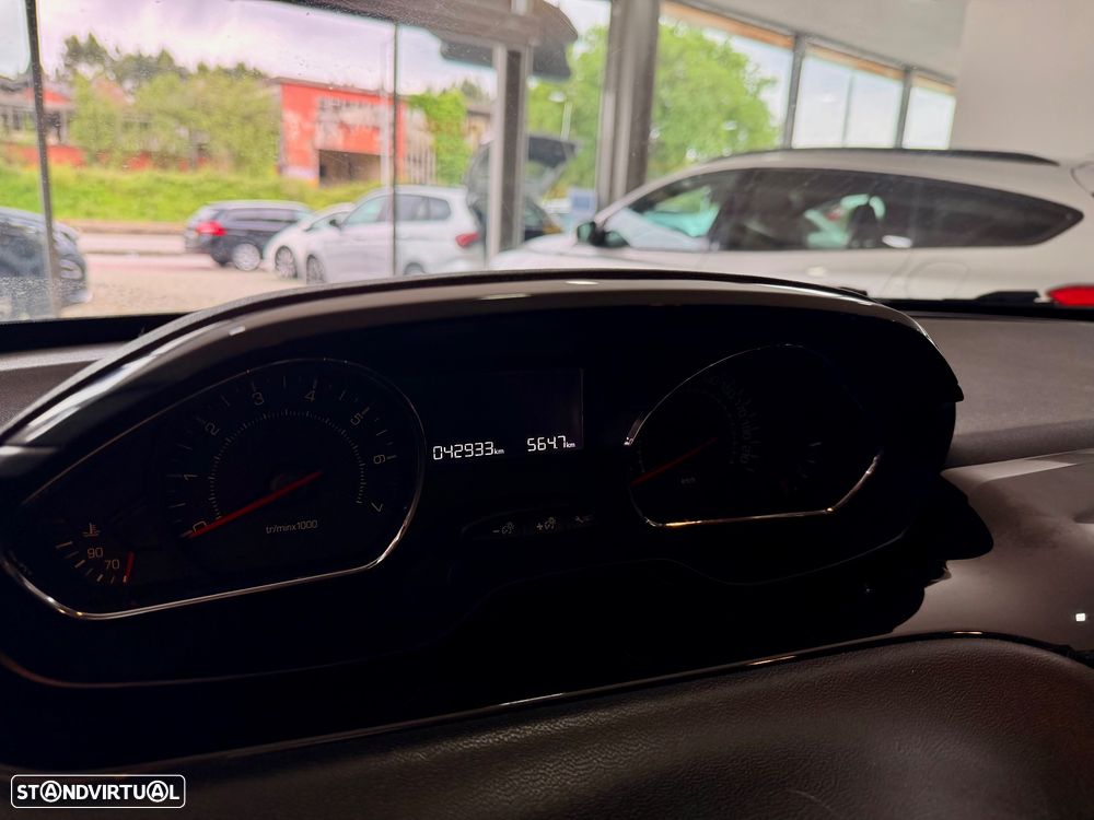 Peugeot 208 82 PureTech Style - 8