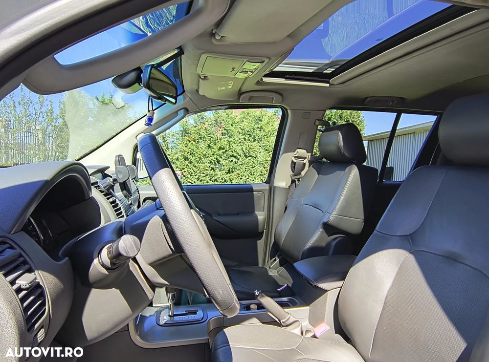 Nissan Pathfinder 2.5 dCi Aut LE - 15
