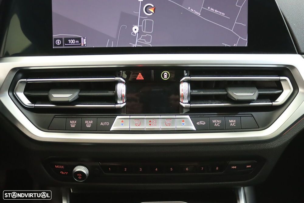 BMW 318 d Line Sport Auto - 31