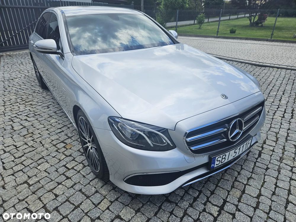 Mercedes-Benz Klasa E 220 d 9G-TRONIC - 11