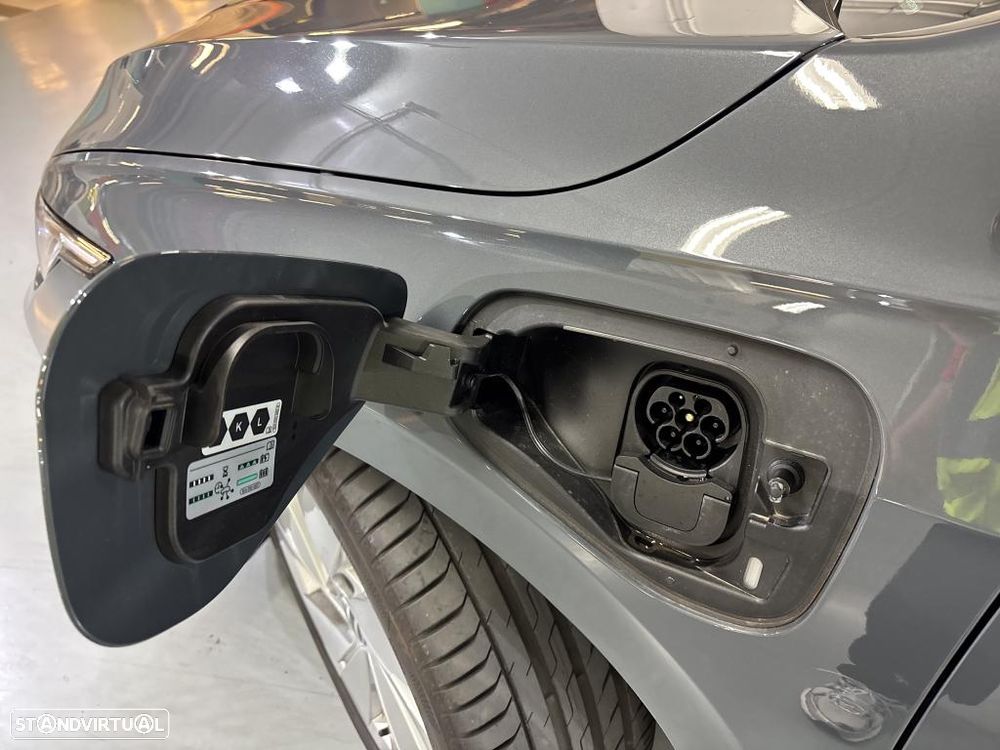 VW Golf 1.5 TSI e-Hybrid Life DSG - 11