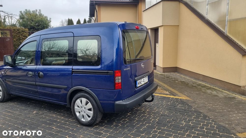 Opel Combo Tour - 3