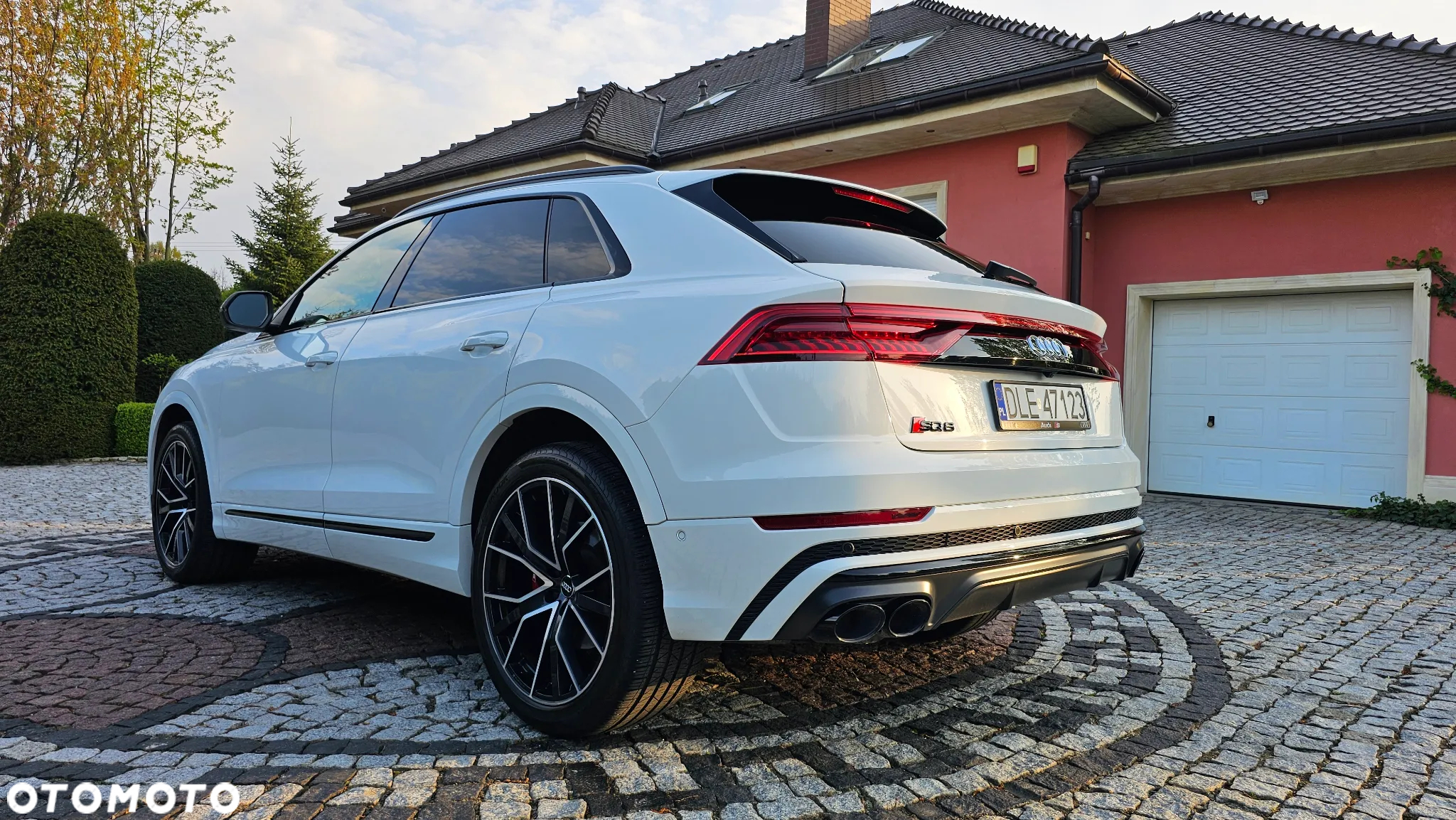 Audi Q8 - 8
