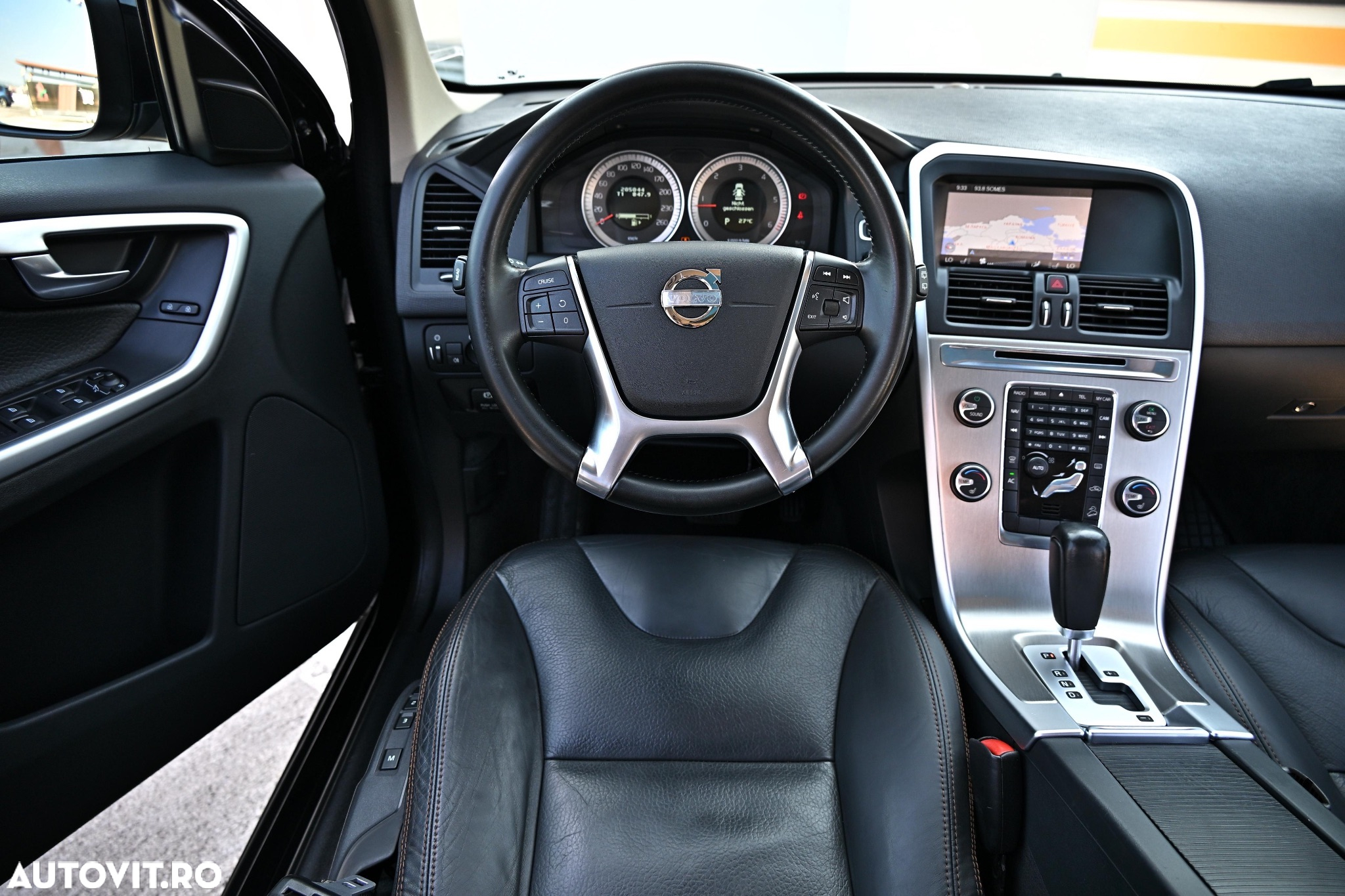 Volvo XC 60 D5 AWD Aut. Summum - 6