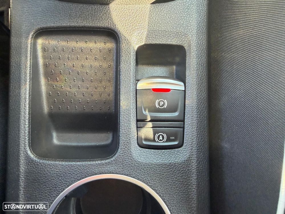 Renault Captur 1.0 TCe Techno Bi-Fuel - 23