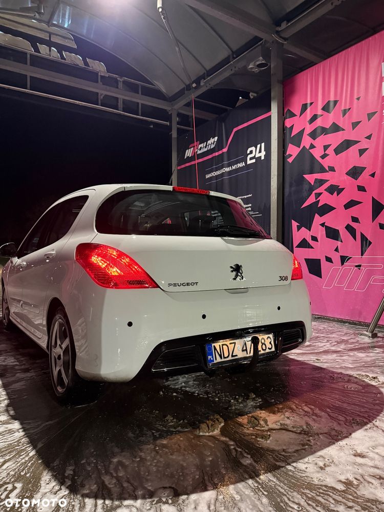 Peugeot 308 - 4