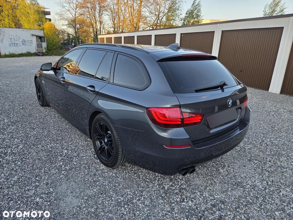 BMW Seria 5 520d - 13