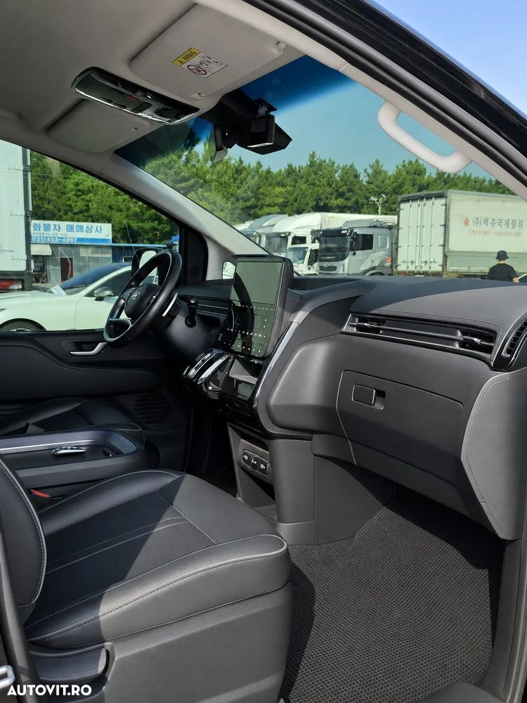 Hyundai Staria 2.2 CRDi Prime - 12