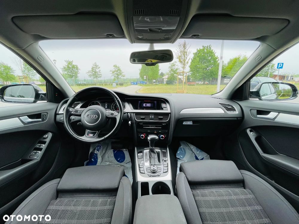 Audi A4 Avant 2.0 TDI DPF quattro S tronic S line Sportpaket - 12