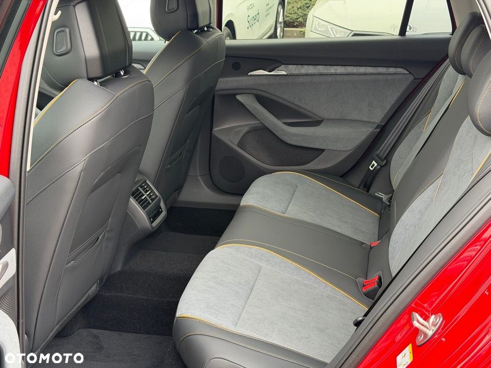 Skoda Superb 2.0 TSI Edition 130 DSG - 20
