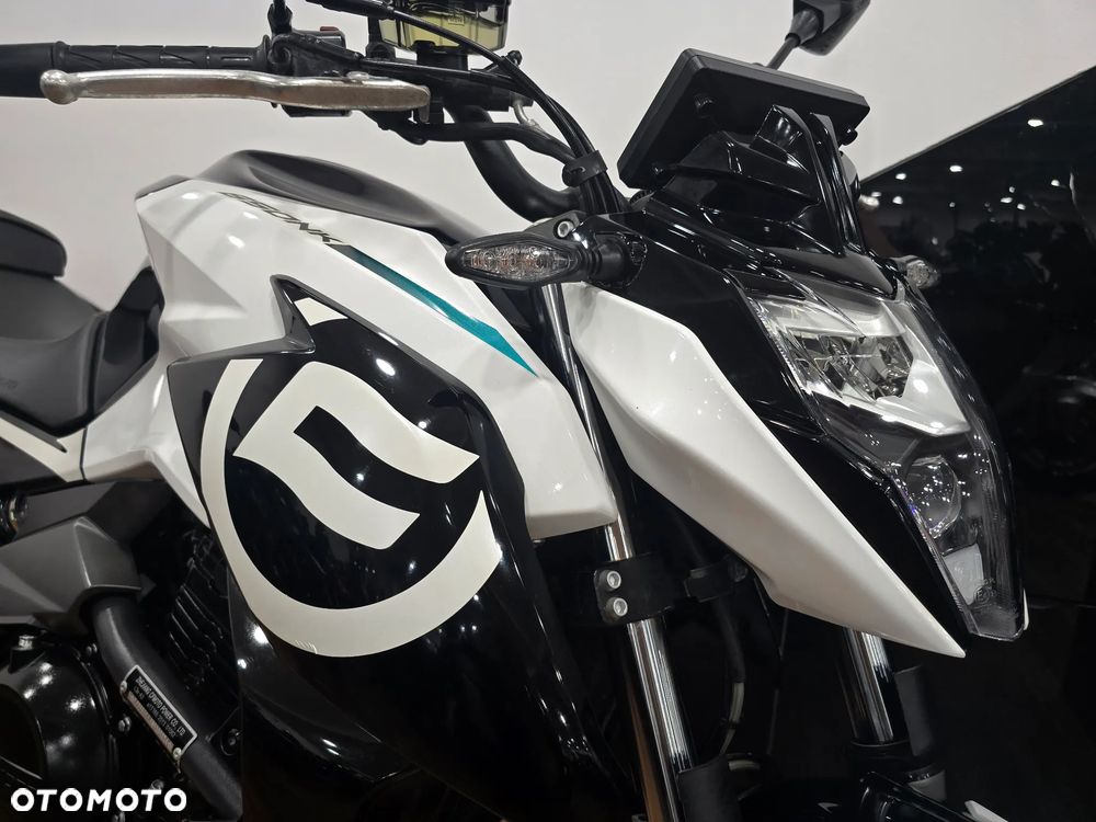 CFMoto NK - 28