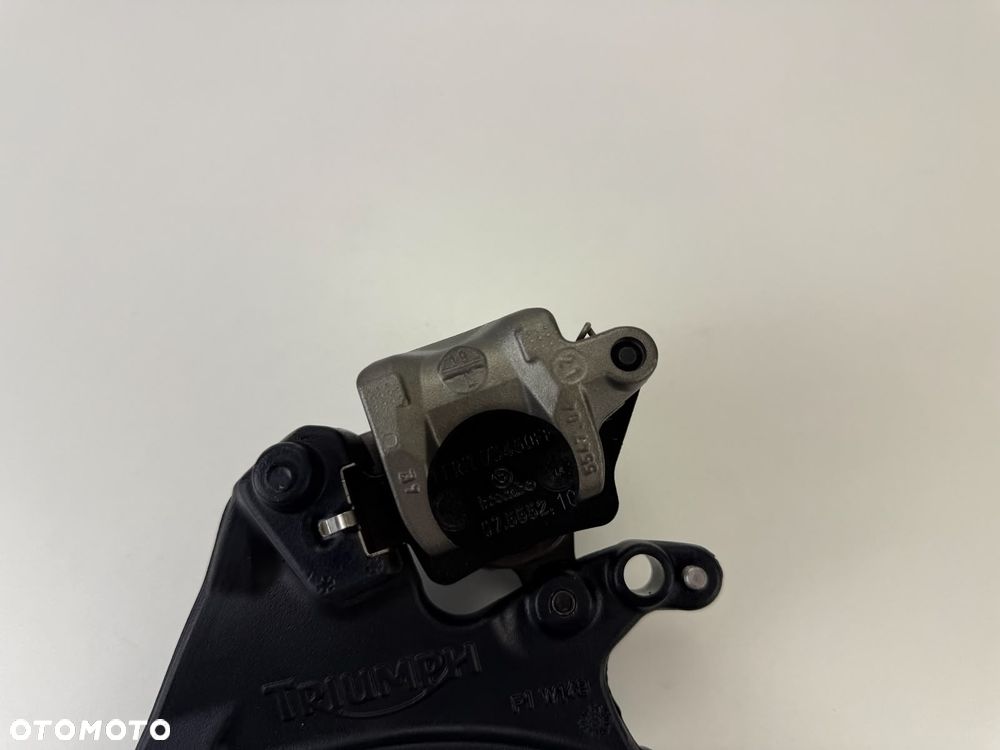 Tylny zacisk hamulcowy Triumph Street Triple 765 RS 2022- - 12