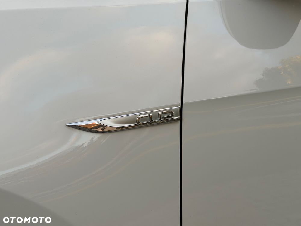 Volkswagen Golf 1.4 TSI BMT ACT Highline DSG - 33