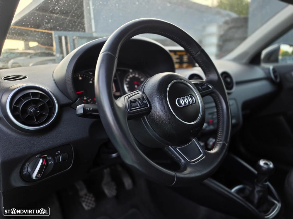 Audi A1 1.6 TDI S-line - 18