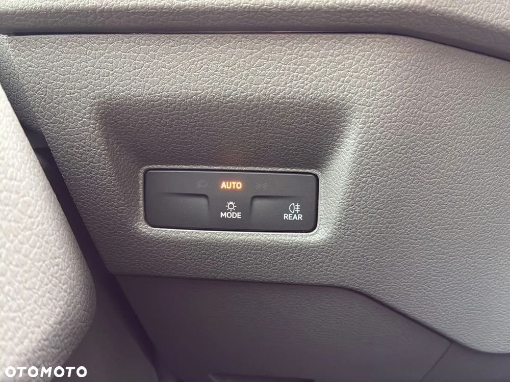 Volkswagen Crafter 35 AUTOMAT/Fugron, 2.0 BiTDI 177 KM, Wysoki dach, r. o. 4490mm - 34