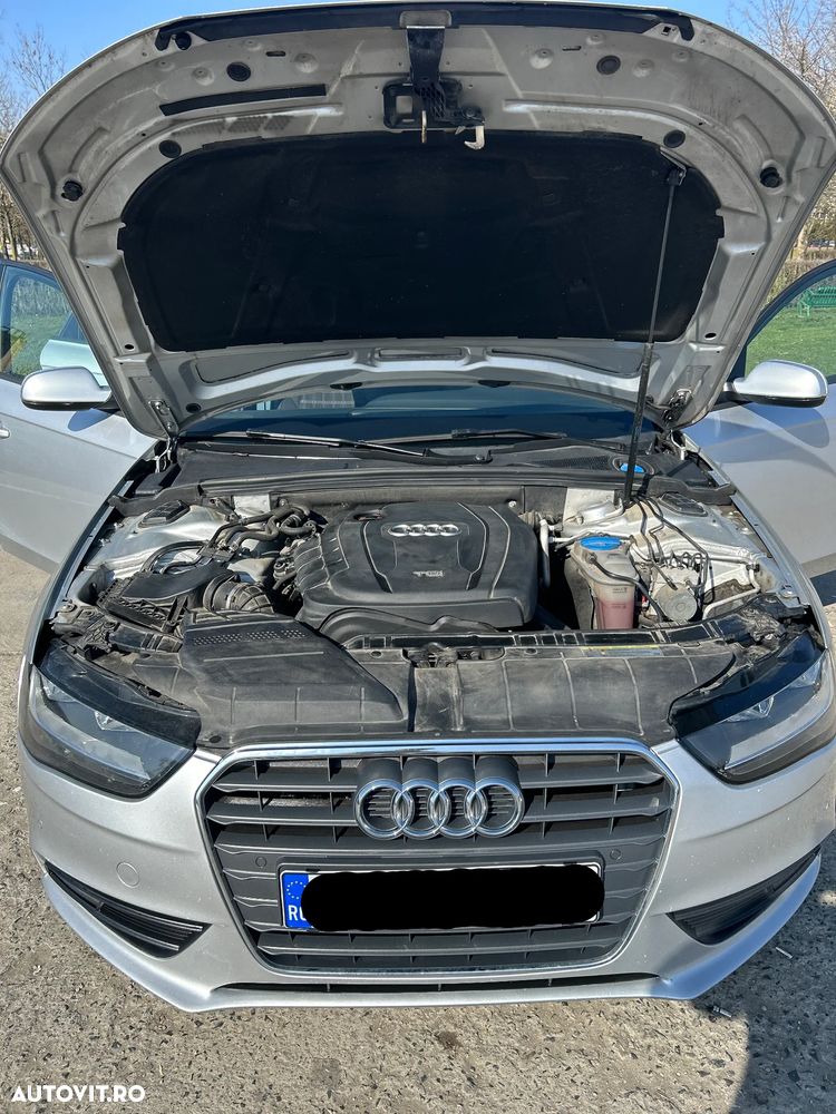 Audi A4 2.0 TDI DPF multitronic Attraction - 19