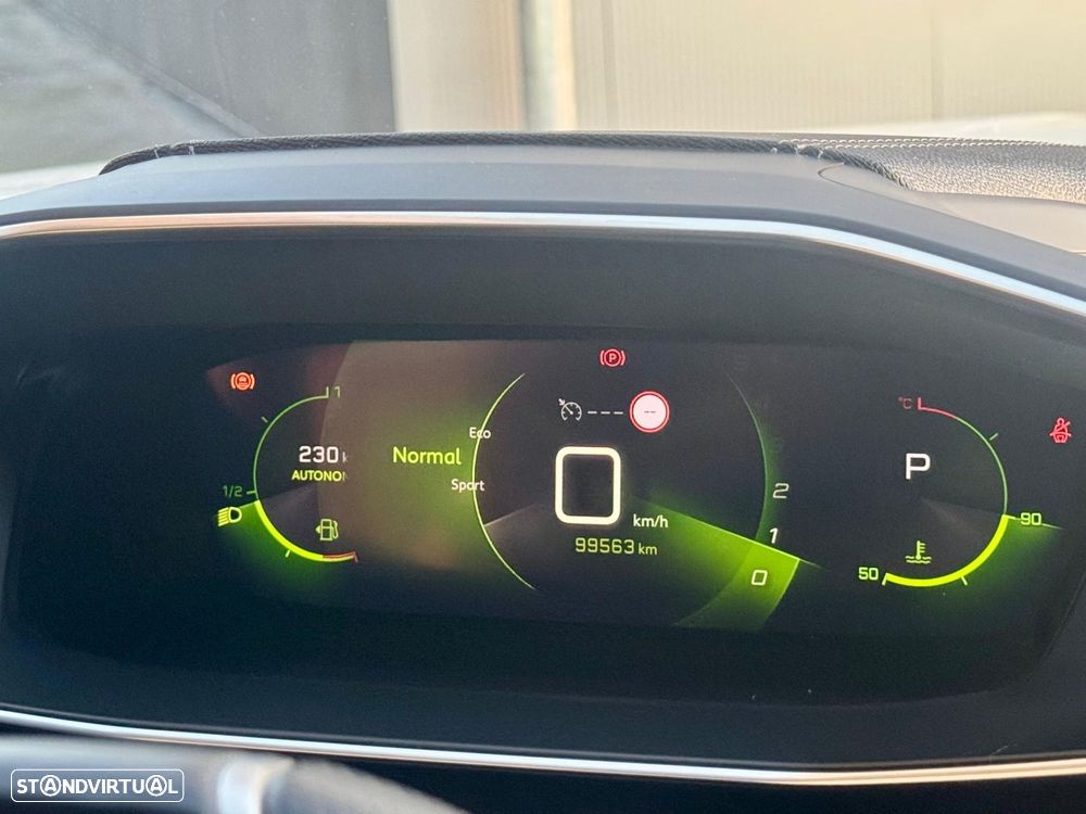 Peugeot 2008 1.2 PureTech GT Line EAT8 - 30