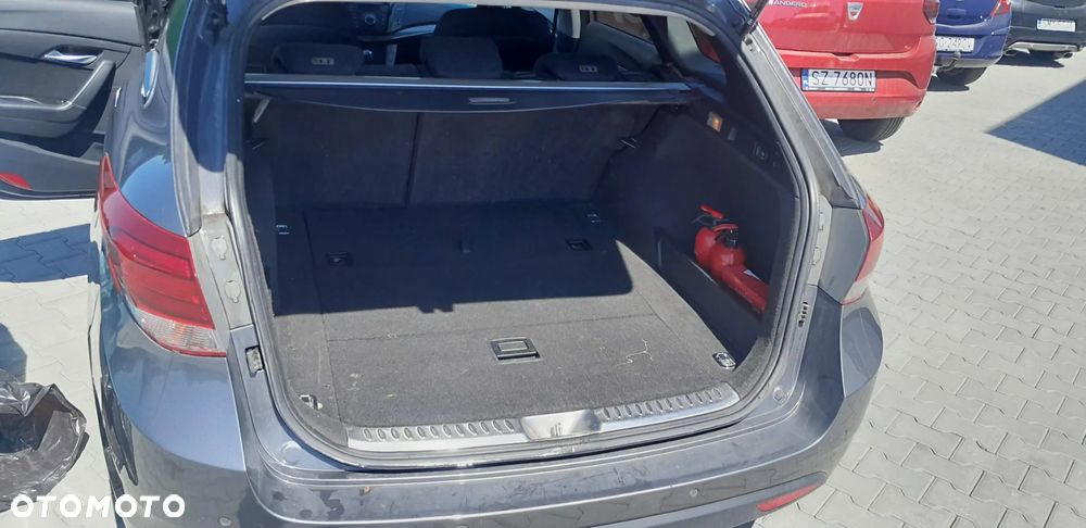 Hyundai i40 - 11