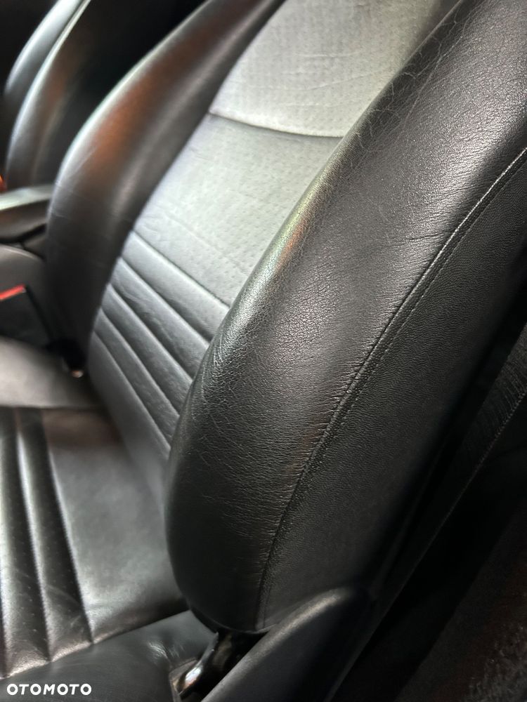 Porsche 911 Carrera - 13