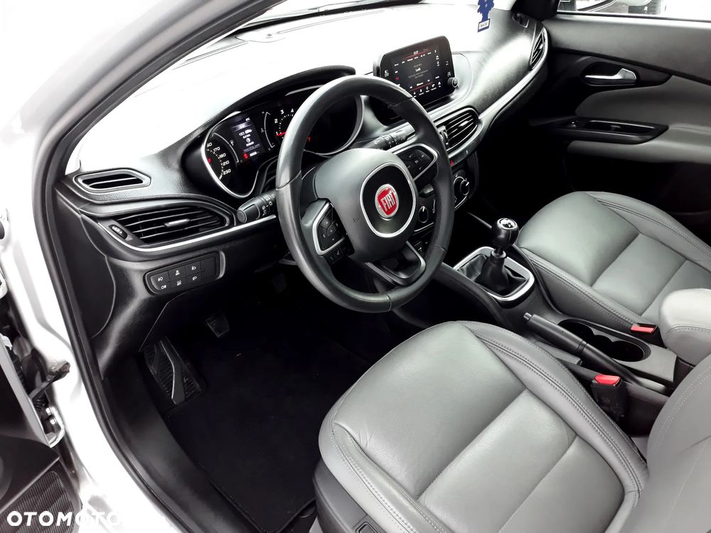 Fiat Tipo 1.6 MultiJet Mirror - 22