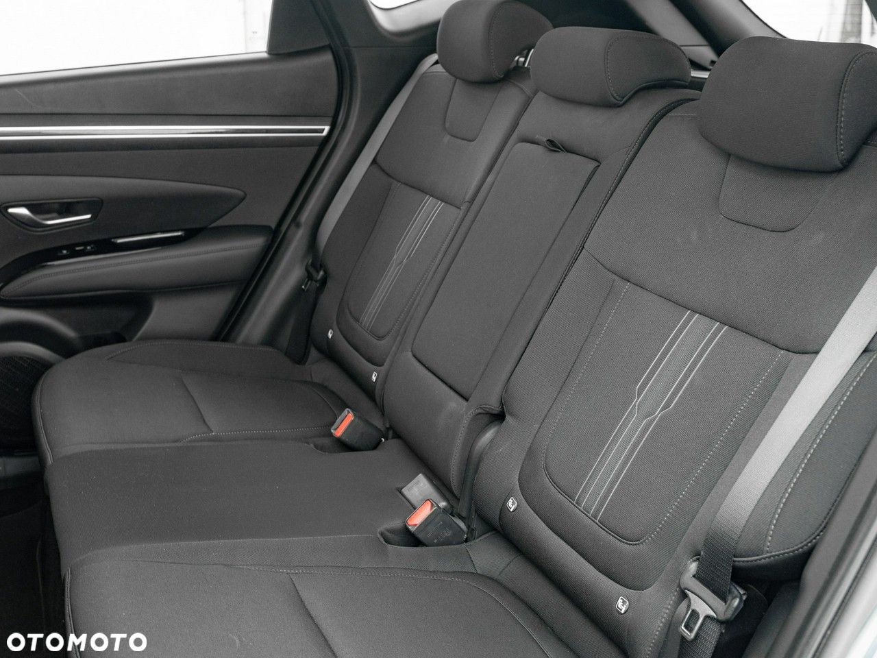 Hyundai Tucson 1.6 T-GDi HEV Executive 4WD - 27