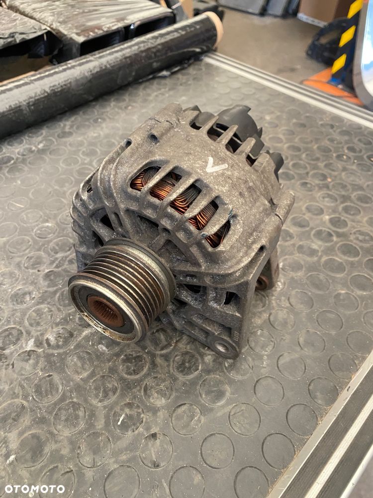 DACIA DUSTER 1 I   1.5 DCI  Logan Sandero 2 II DOKKER LODGY ALTERNATOR DASTER RENAULT SCENIC II THALIA LOGAN 231003831R  TG12C094  2607395C Renault - 5