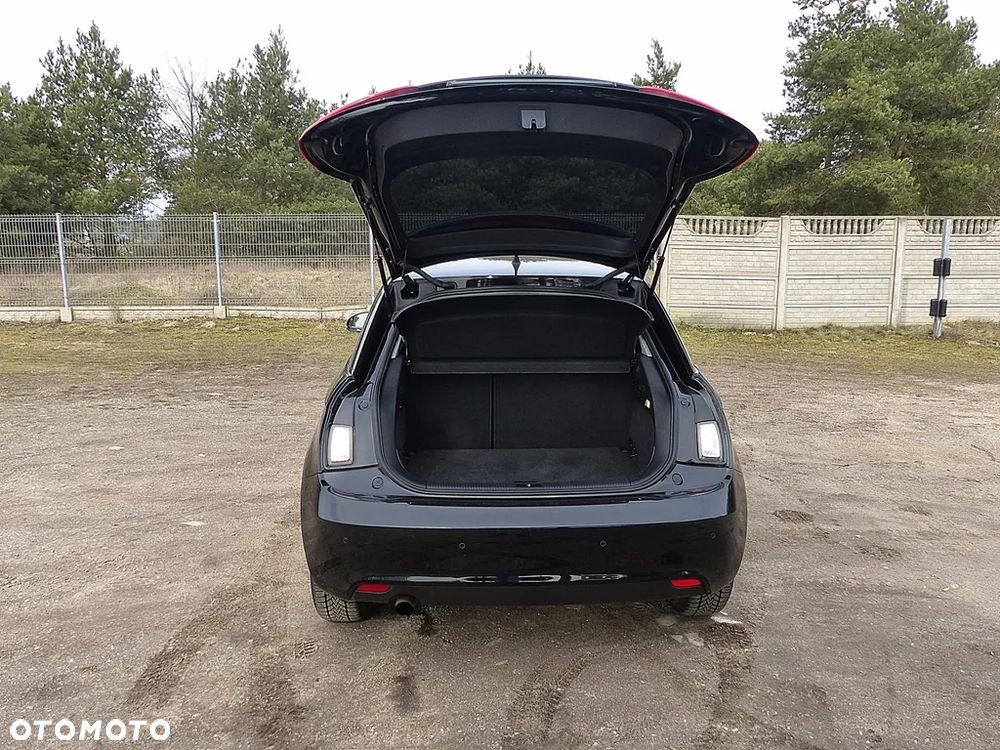 Audi A1 3-drzwiowe 1.2 TFSI Attraction - 12