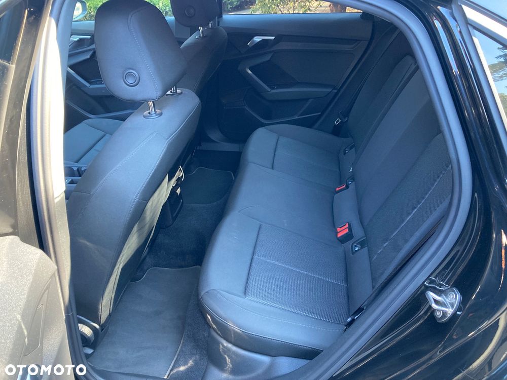 Audi A3 Limousine 35 TFSI Sport S tronic - 15