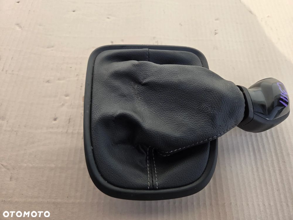 Gałka zmiany biegów Citroen C3 III - 2