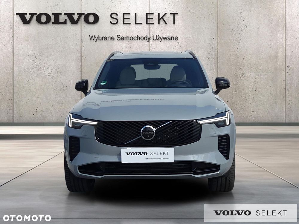 Volvo XC 90 - 8