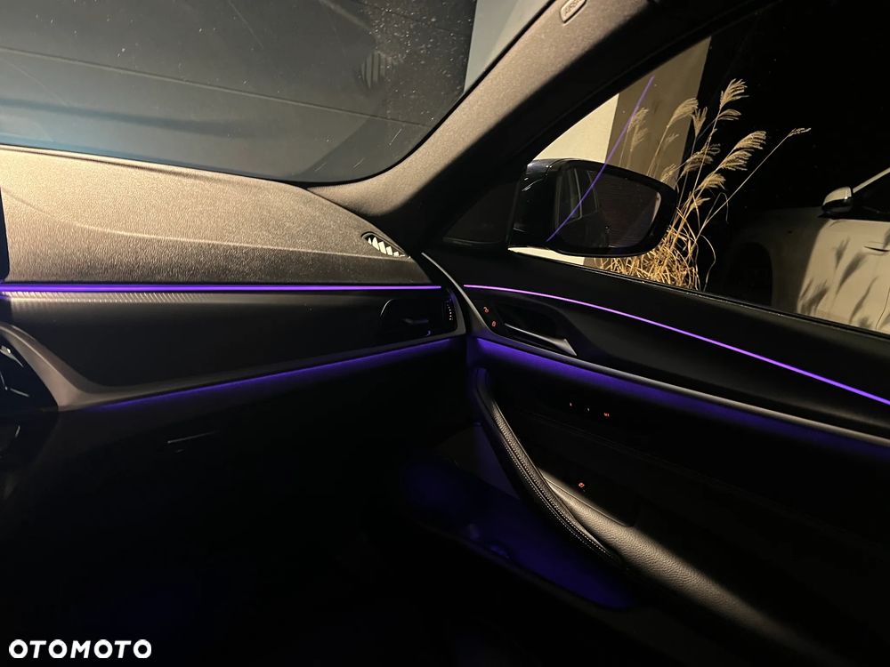 BMW Seria 5 530d xDrive M Sport Edition - 19