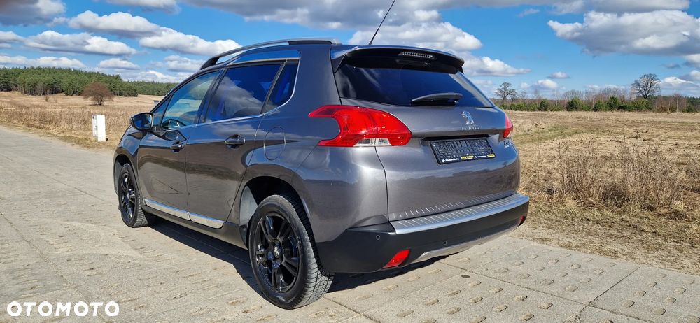 Peugeot 2008 1.6 e-HDi Allure S&S - 13