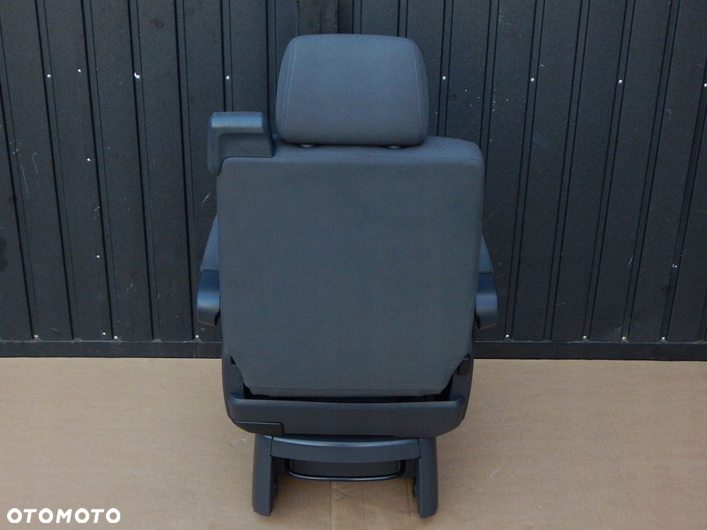 vw t5 t6 multivan fotel obrotowy tył podłokietnik antracyt ładny - 7