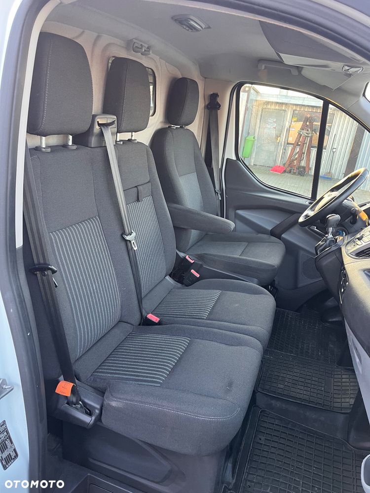 Ford Transit Custom - 17