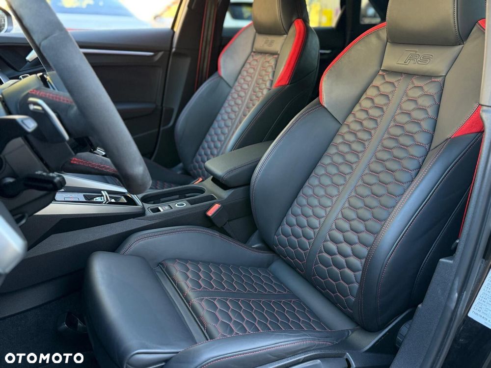 Audi RS3 Limousine - 15
