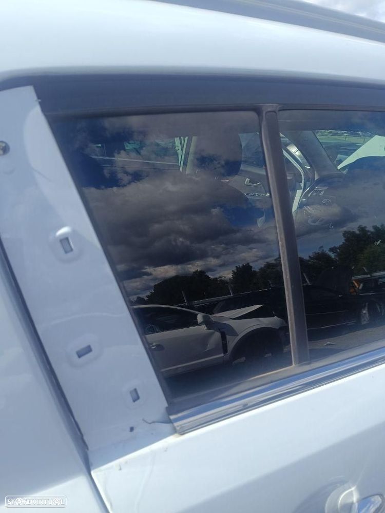 PÁRA-BRISAS TRASEIRO DIREITO KIA SPORTAGE SL - 1