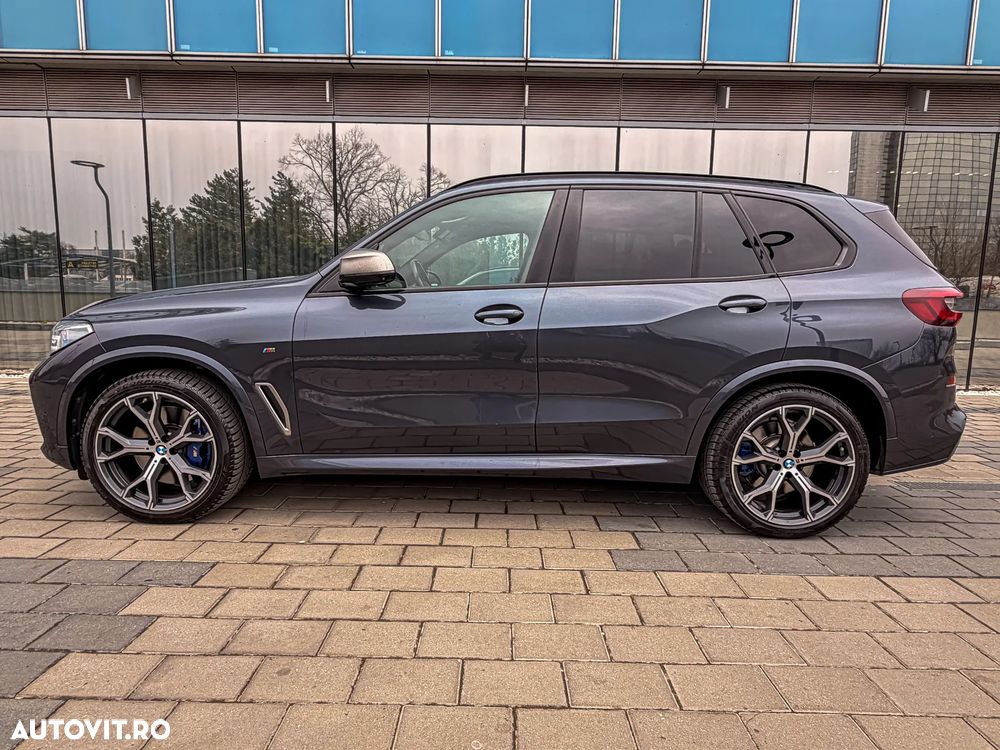BMW X5 M M50i - 6