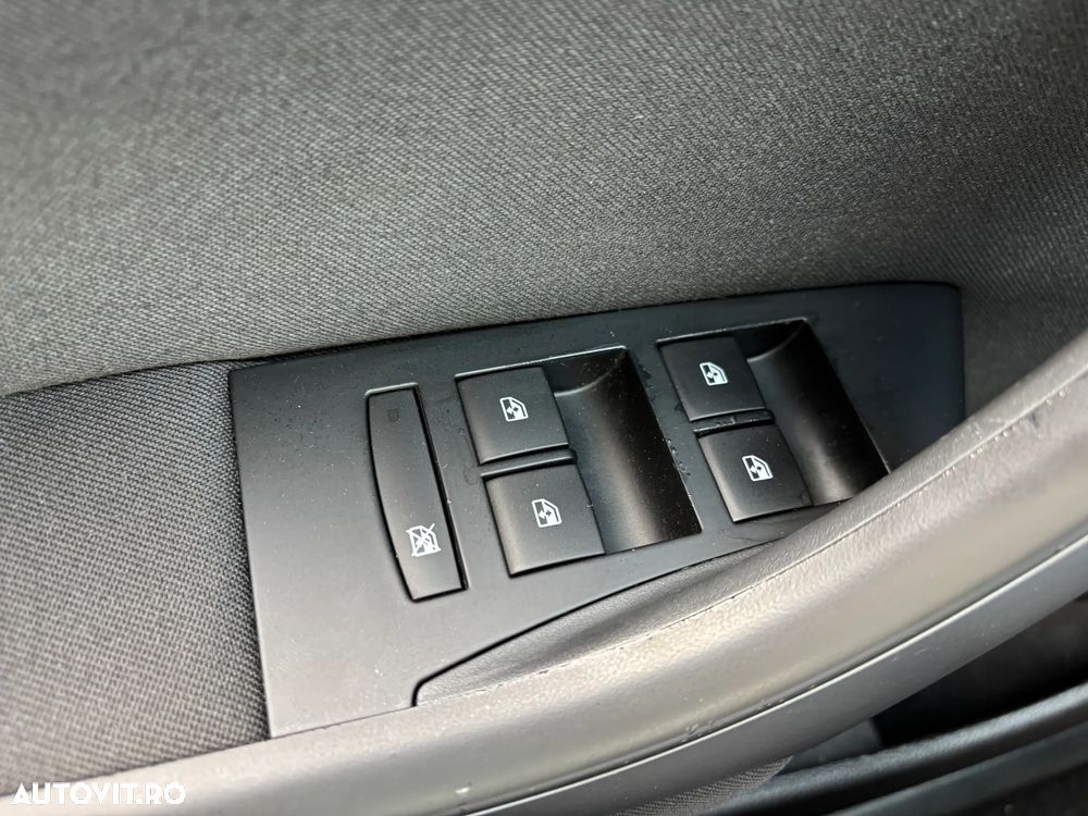 Opel Astra 1.6 TWINPORT ECOTEC Active - 16