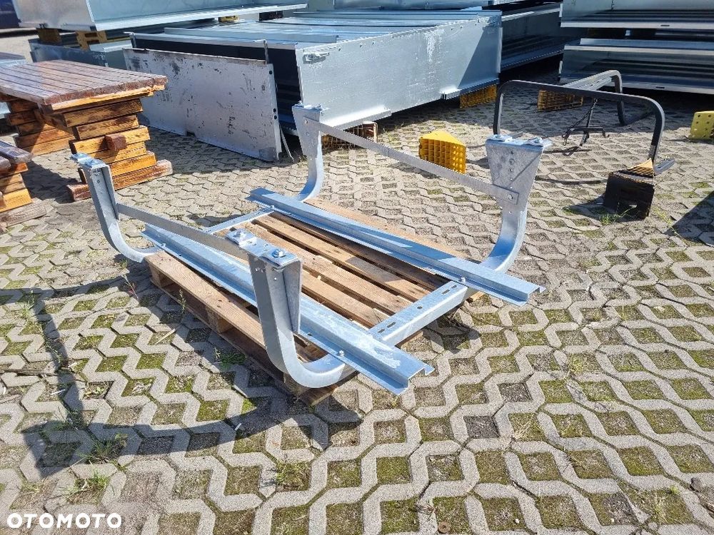 Kosz Koła Zapasowego Naczepa SCHMITZ - 2