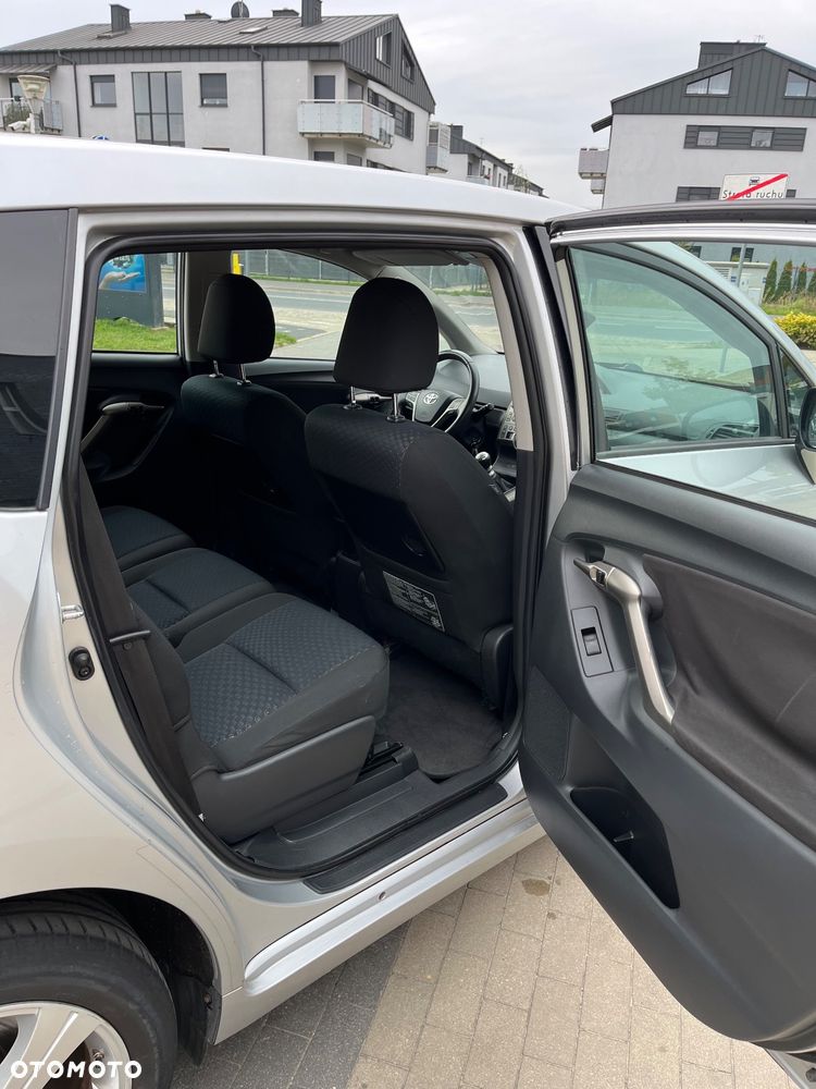 Toyota Verso - 16